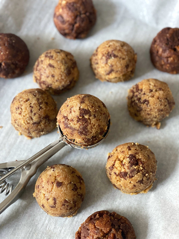 Cookies & Cream Cookie Dough Bites