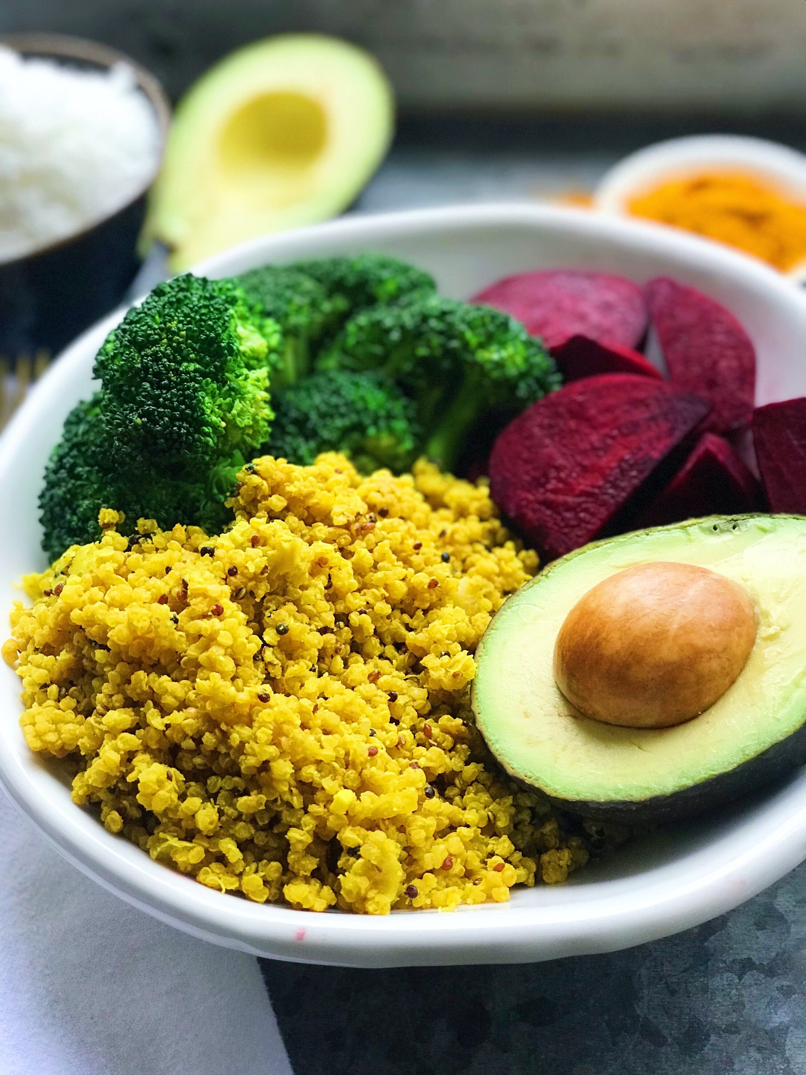 GOLDEN TURMERIC COCONUT QUINOA